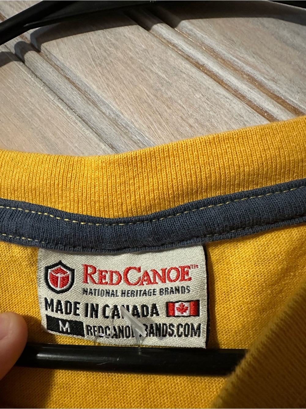 Red Canoe National Heritage Brands Vintage Deep Mustard Yellow Retro T Shirt - Picture 6 of 7